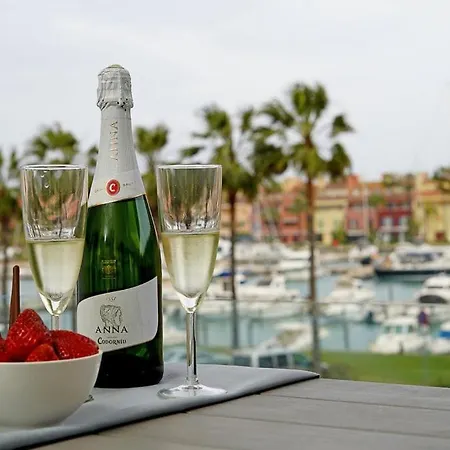 New & Modern - Marina, Apartamento *