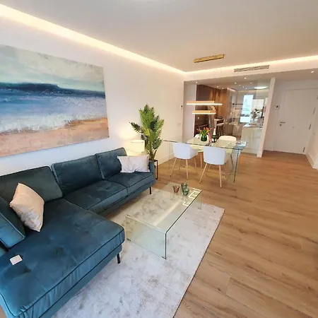Apartamento New & Modern - Marina,