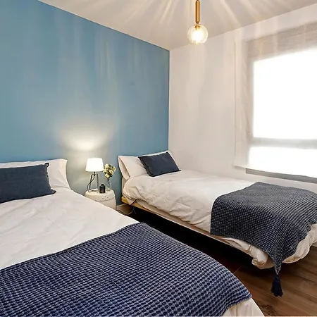Apartamento New & Modern - Marina,